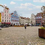Gran & Marina Podzamcze By Renters *
