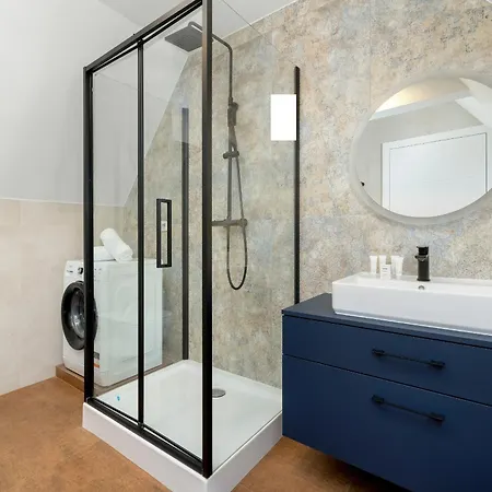 Gran & Marina Podzamcze By Renters * شتشيتسين