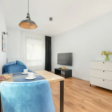 Gran & Marina Podzamcze By Renters * شتشيتسين