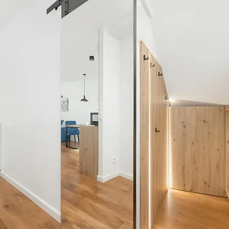 Gran & Marina Podzamcze By Renters * 什切青